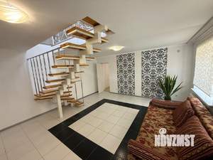 Дом 140м², 2-этажный, на длительный срок,