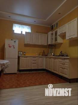 Дом 150м², 2-этажный, на длительный срок,