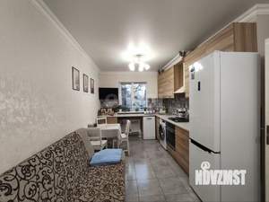 Дом 74м², 2-этажный, участок 3 сот.