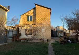 Дом 98м², 2-этажный, участок 4 сот.