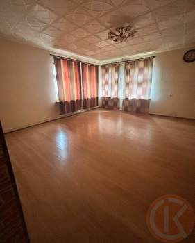 Дом 230м², 3-этажный, участок 547 сот.