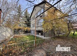 Дом 214м², 3-этажный, участок 6 сот.