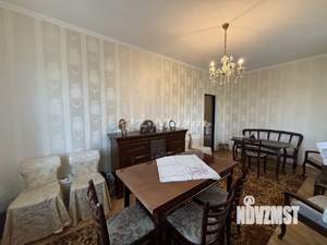 Дом 282м², 2-этажный, участок 8 сот.