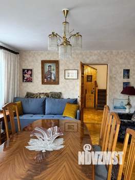 Дом 214м², 3-этажный, участок 6 сот.