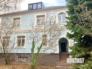 Дом 661м², 3-этажный, участок 19 сот.