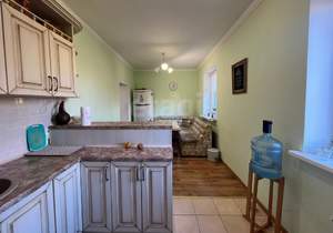 Дом 270м², 2-этажный, участок 8 сот.