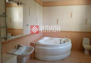 Дом 432м², 3-этажный, участок 10 сот.