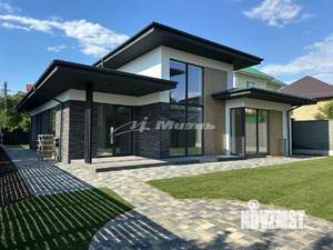 Дом 174м², 1-этажный, участок 6 сот.