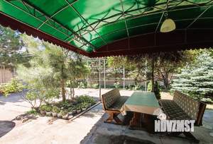 Дом 523м², 3-этажный, участок 10 сот.