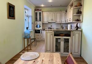 Дом 270м², 2-этажный, участок 8 сот.