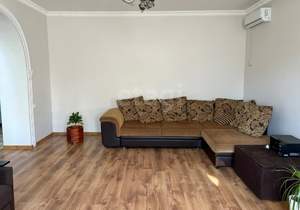 Дом 270м², 2-этажный, участок 8 сот.