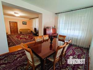 Дом 523м², 3-этажный, участок 10 сот.