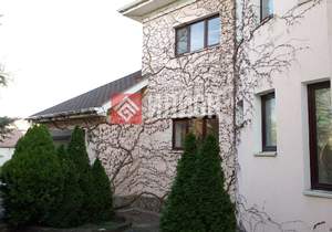 Дом 432м², 3-этажный, участок 10 сот.