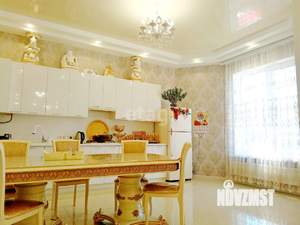 Дом 280м², 2-этажный, участок 9 сот.