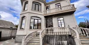 Дом 410м², 2-этажный, участок 8 сот.