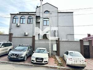 Дом 395м², 3-этажный, участок 513 сот.