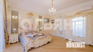 Дом 850м², 3-этажный, участок 15 сот.