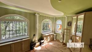 Дом 255м², 3-этажный, участок 6 сот.