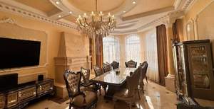 Дом 410м², 2-этажный, участок 8 сот.