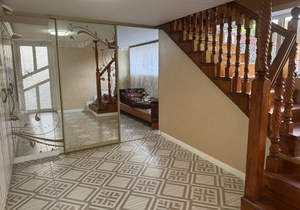 Дом 299м², 3-этажный, участок 6 сот.