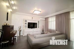 Таунхаус 377м², 4-этажный, участок 6 сот.