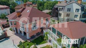 Дом 850м², 3-этажный, участок 15 сот.