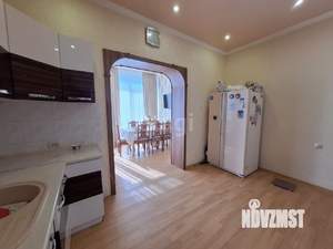 Дом 299м², 2-этажный, участок 10 сот.