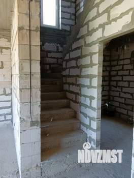 Коттедж 198м², 2-этажный, участок 9 сот.