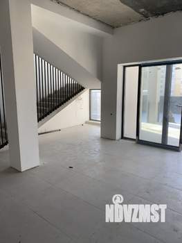 Дом 290м², 2-этажный, участок 7 сот.