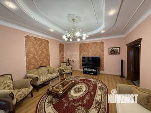 Дом 543м², 2-этажный, участок 10 сот.