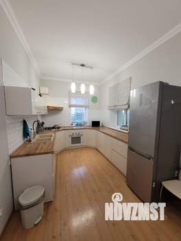 Дом 250м², 2-этажный, участок 6 сот.