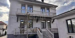 Дом 410м², 2-этажный, участок 8 сот.