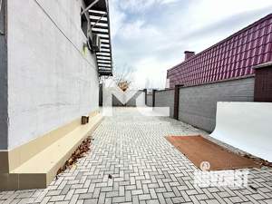 Дом 395м², 3-этажный, участок 513 сот.