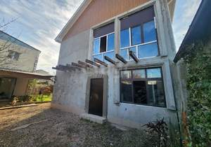 Дом 137м², 2-этажный, участок 3 сот.