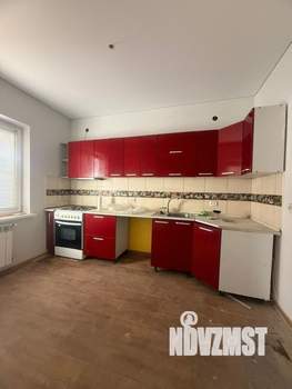 Дом 110м², 2-этажный, участок 4 сот.