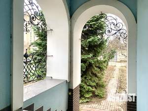 Дом 661м², 3-этажный, участок 19 сот.