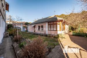 Дом 570м², 3-этажный, участок 6 сот.