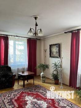 Дом 214м², 3-этажный, участок 6 сот.