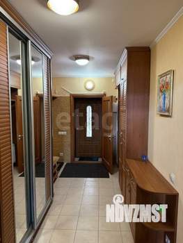 Таунхаус 278м², 3-этажный, на длительный срок, 