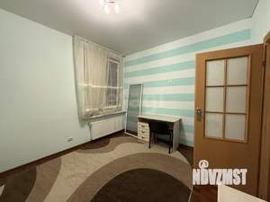 Дом 176м&sup2;, 3-этажный, на длительный срок, 