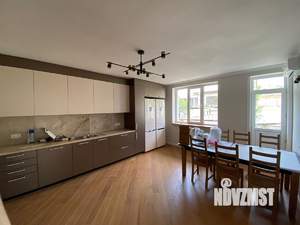 Дом 450м², 3-этажный, на длительный срок, 