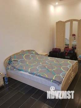 Дом 100м&sup2;, 3-этажный, на длительный срок, 