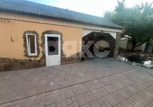 Дом 260м², 3-этажный, на длительный срок, 