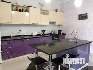 Дом 160м², 2-этажный, на длительный срок, 