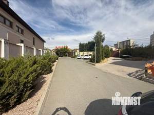 Дом 450м&sup2;, 3-этажный, на длительный срок, 