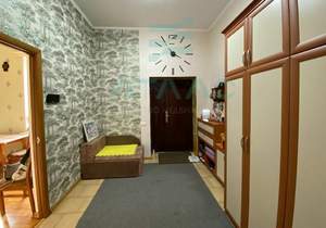 Дом 253м&sup2;, 2-этажный, на длительный срок, 