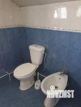 Дом 250м&sup2;, 2-этажный, на длительный срок, 