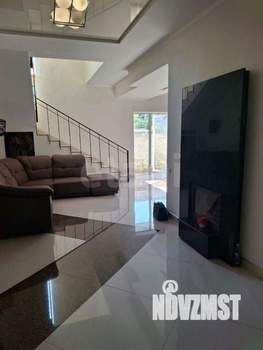 Дом 160м&sup2;, 2-этажный, на длительный срок, 