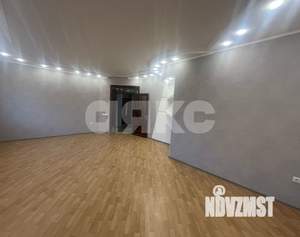 Дом 260м², 3-этажный, на длительный срок, 