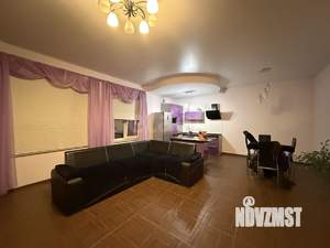 Дом 176м&sup2;, 3-этажный, на длительный срок, 